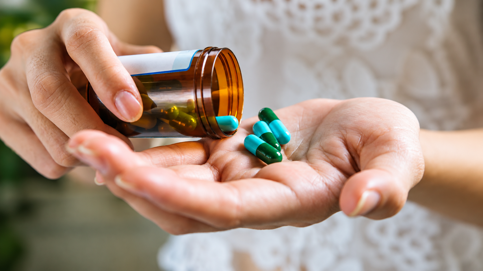 NSAIDs और एंटीबायोटिक्स के गलत इस्तेमाल पर ड्रग्स कंट्रोलर जनरल की सलाह