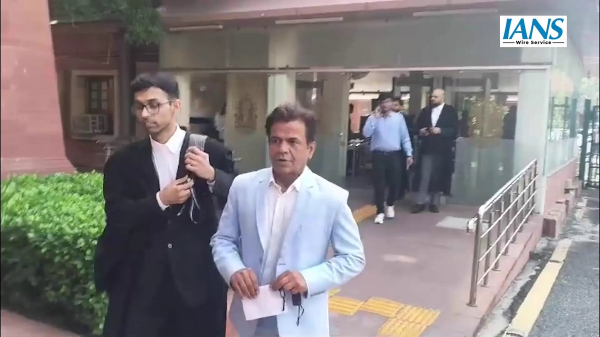 Rajpal Yadav Reaches Supreme Court in Cheque Bounce Case; Hearing Scheduled Today